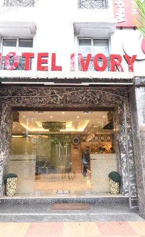 Hotel Ivory & Banquet in Park Circus Kolkata
